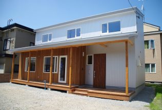 苫小牧市　ＴＮ邸